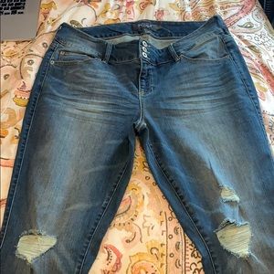 Torrid Distressed Jeggings. 18 Regular NWOT